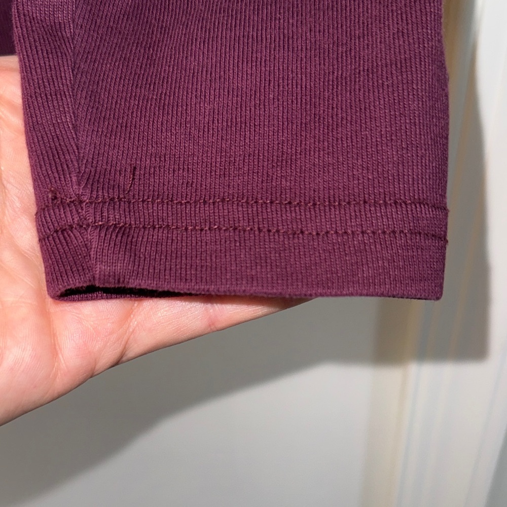 Eddie Bauer Deep Burgundy V-Neck Long Sleeve Top size Medium - Picture 12 of 13